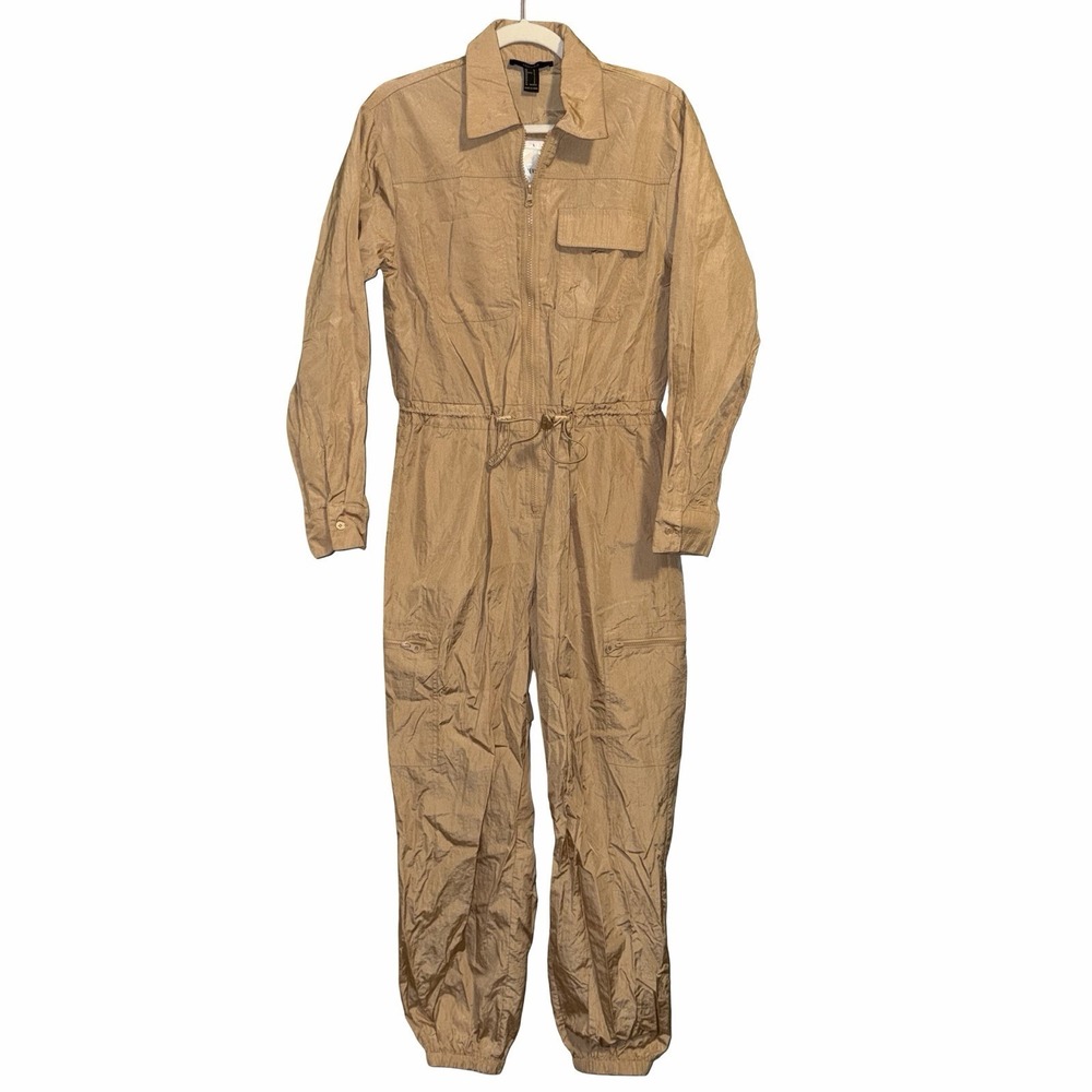 NWT Forever 21 Nylon Beige Jumpsuit. Size Small Light Weight - Picture 1 of 6